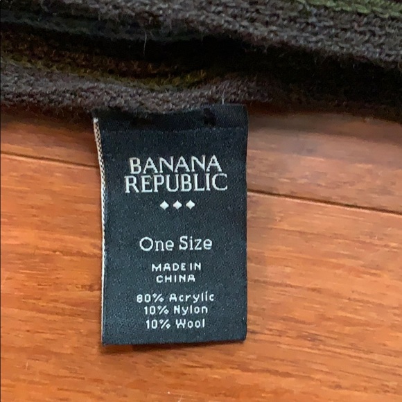 5/$30 Banana Republic Striped Scarf - Picture 3 of 3